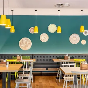 3* Hotel Vienna House Easy By Wyndham Friedrichshain